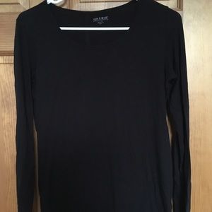 Maternity black tee shirt